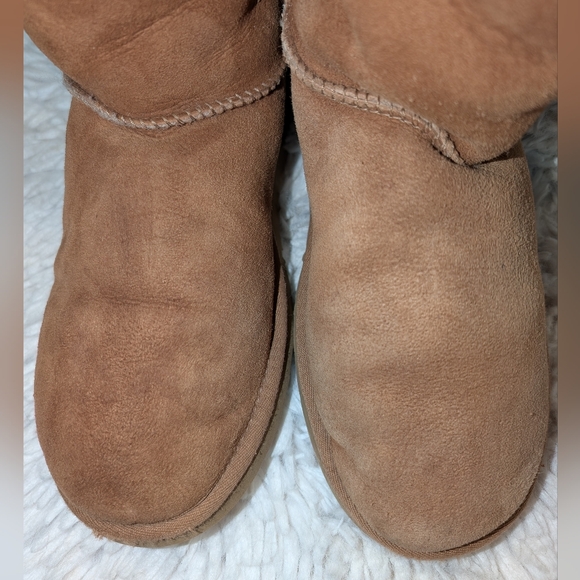 Ugg Australia Baily Button Boots, US W 9 - Picture 6 of 13